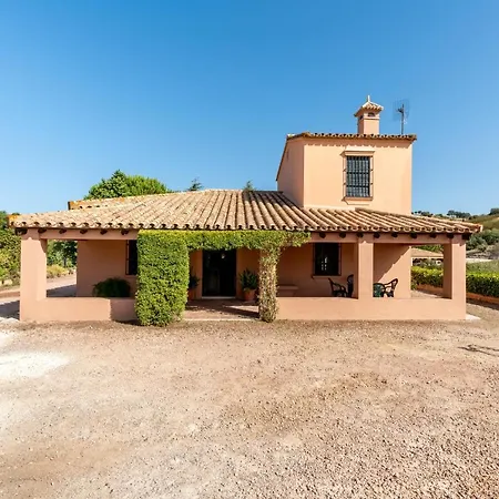 Cortijo El Carmen El Revuelo Holiday home Constantina